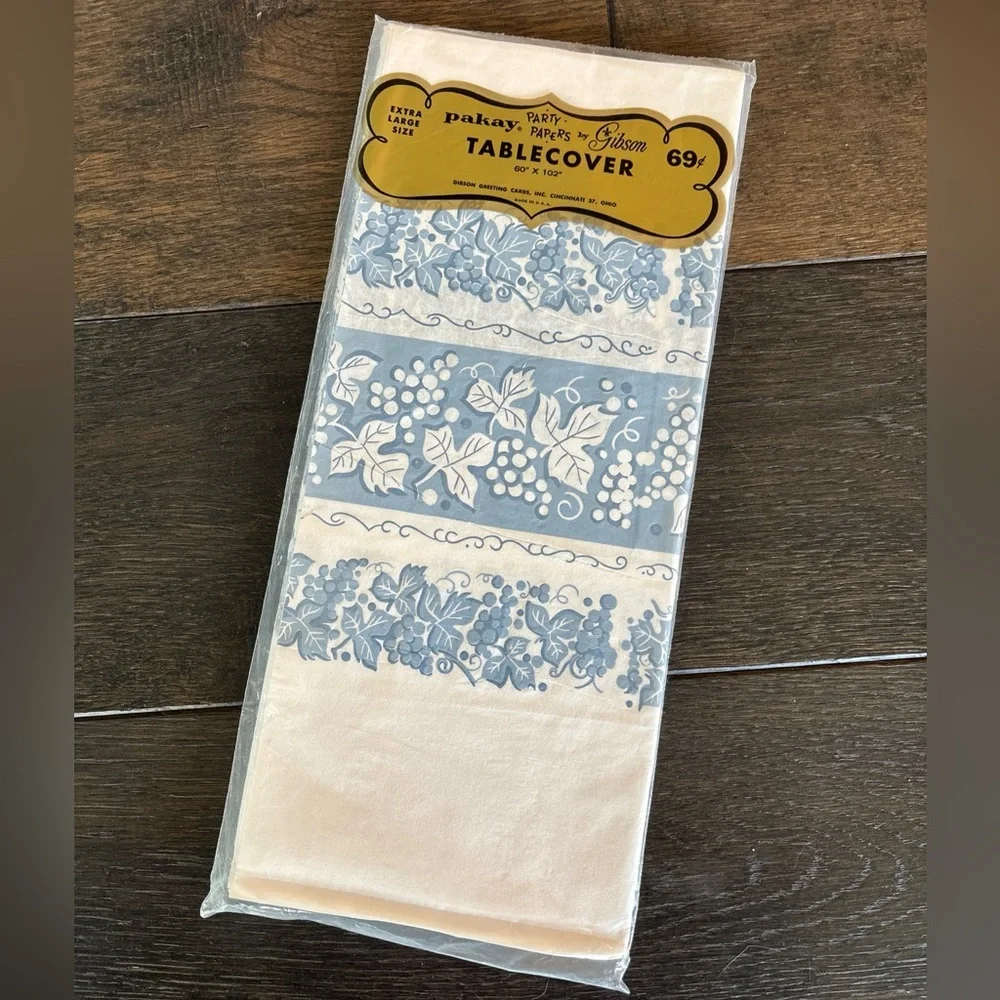 Vintage Pakay Gibson Party Papers tablecloth